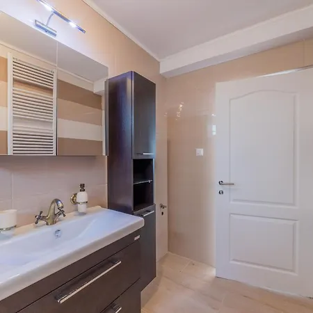 Casa Zorilor Apartment *