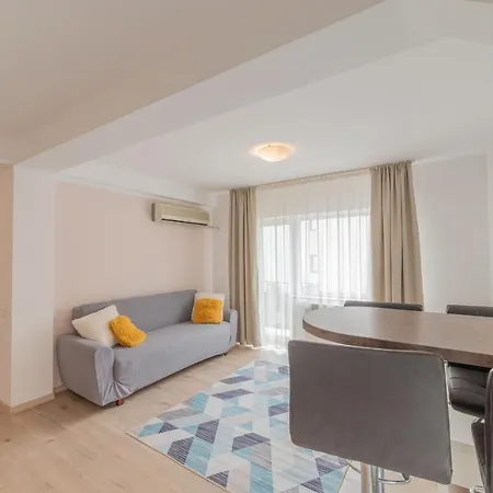 Casa Zorilor Апартаменти *