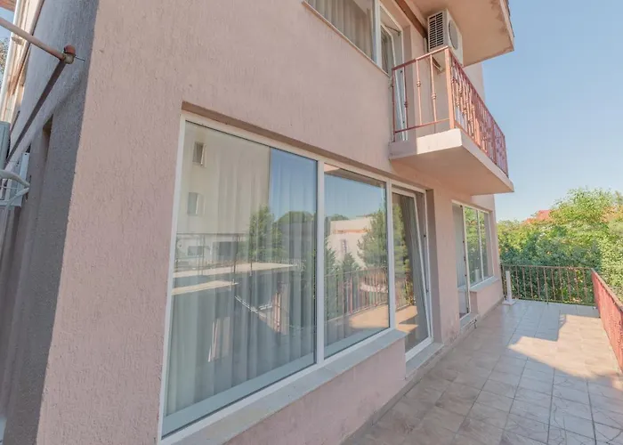 Casa Zorilor Apartmán *