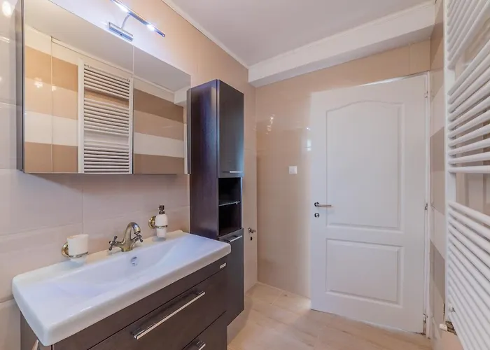 Casa Zorilor Apartmán *